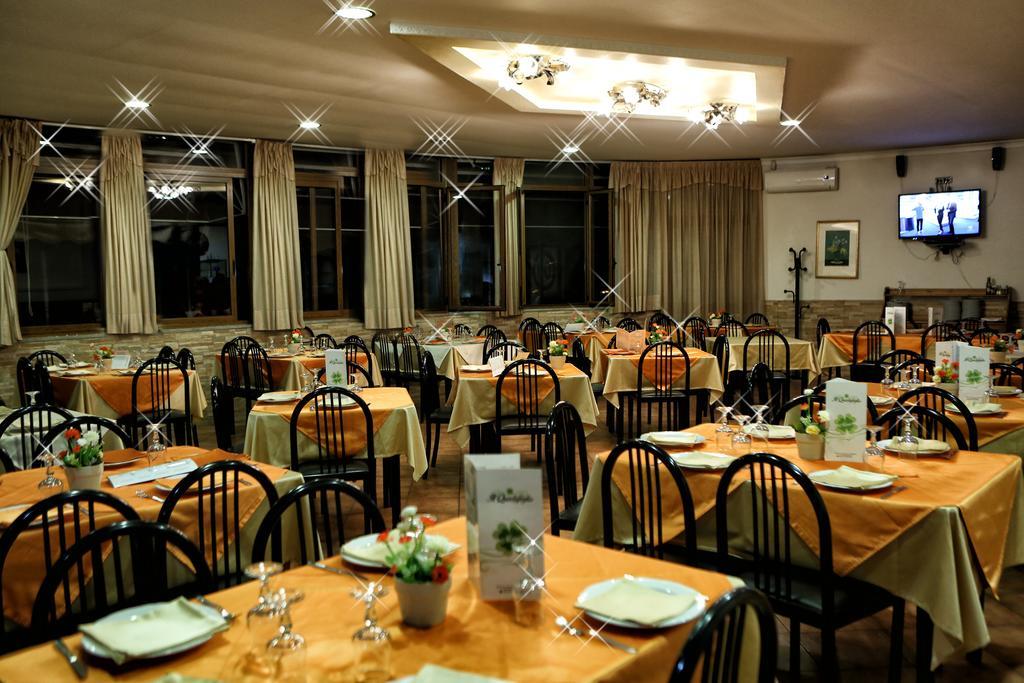 Hotel Il Quadrifoglio Torre del Greco Bagian luar foto